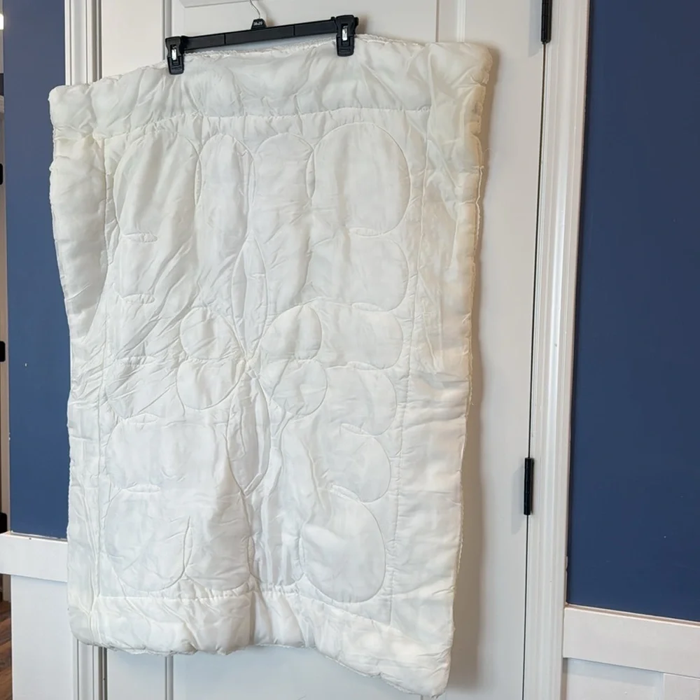 No brand / Not sure beautiful white